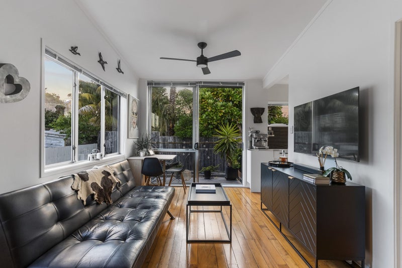 10/90 Crummer Road, Grey Lynn, Auckland - Carousel 2