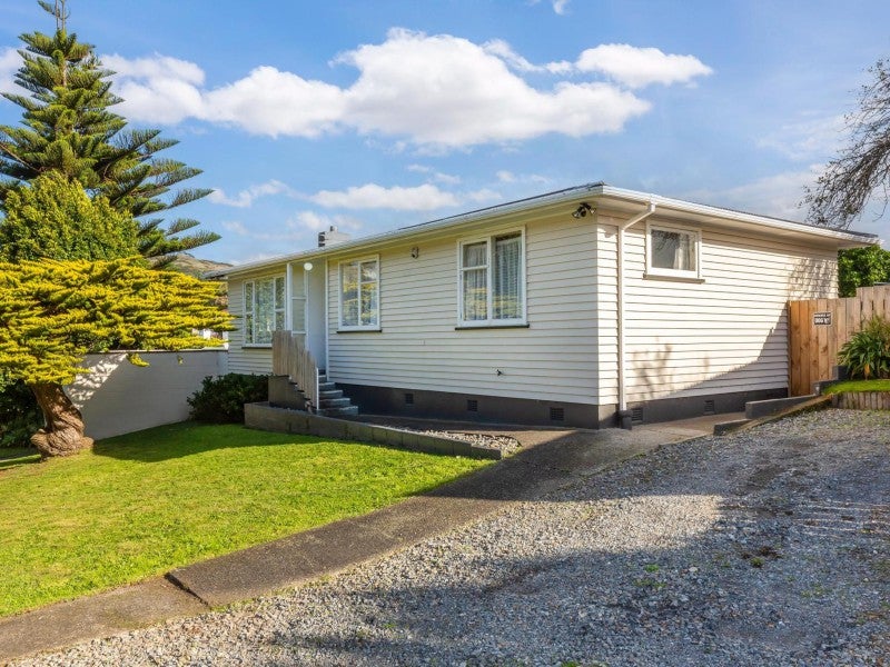 4 Hampshire Street, Cannons Creek, Porirua - Carousel 19