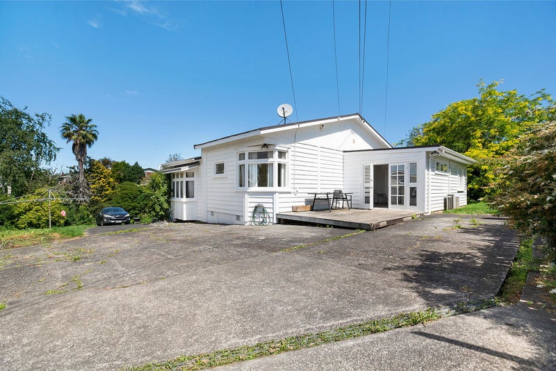 58B Woodglen Road, Glen Eden, Auckland - Carousel 1
