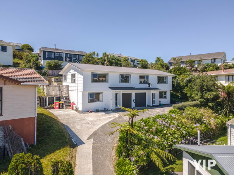 9A Pimlico Place, Newlands, Wellington - Carousel 1