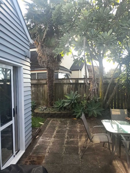 14A Merino Avenue, Somerville, Manukau - Carousel 12