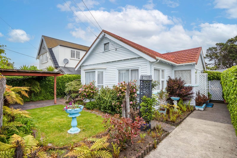 152 Shaw Avenue, New Brighton, Christchurch - Carousel 1