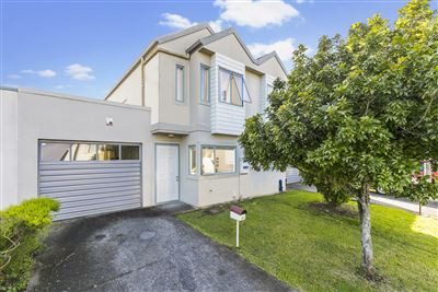 13 Kona Crescent, Henderson, Auckland - Carousel 1