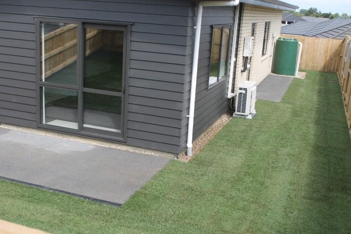 2/18 Onukutara Place, Huntington, Hamilton - Carousel 14