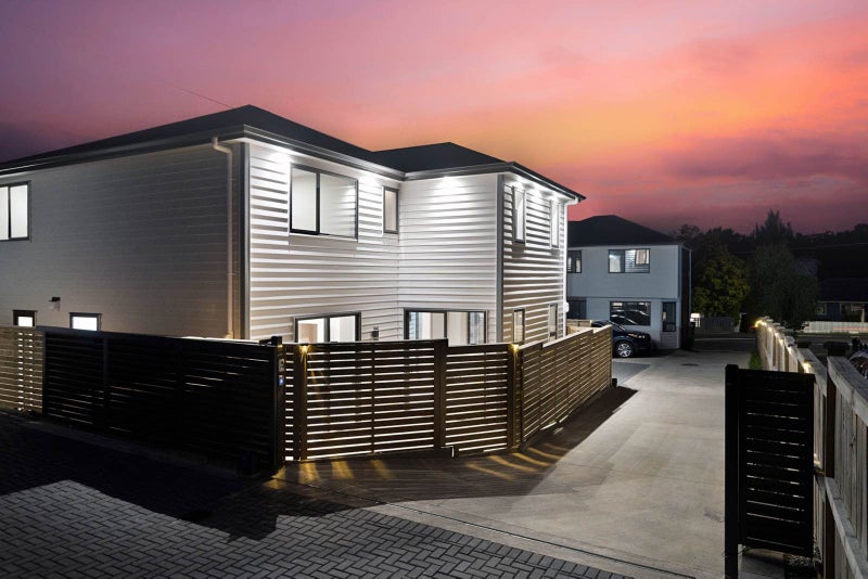 92C Godley Road, Green Bay, Auckland - Carousel 32