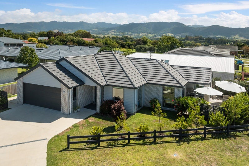 7 Eastbank Drive, Katikati, Katikati - Carousel 2