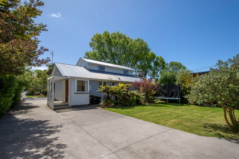 10 Ford Road, Opawa, Christchurch - Carousel 1