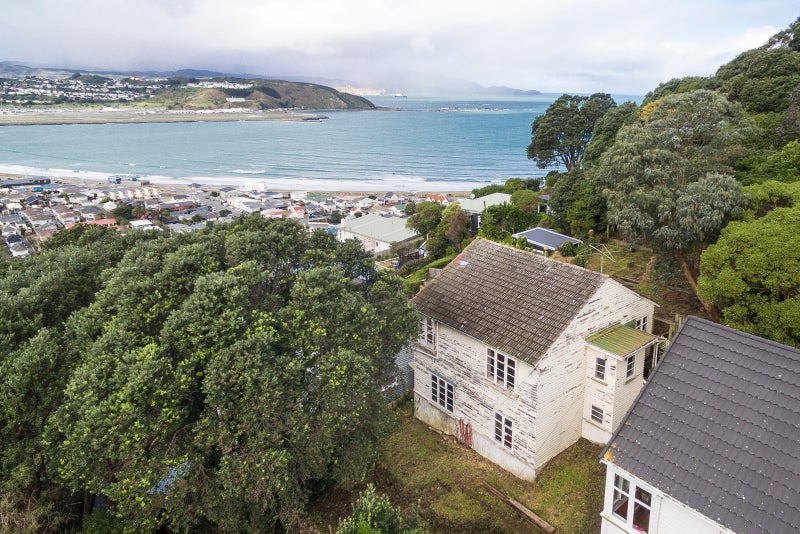 16 Carlton Street, Melrose, Wellington - Carousel 1