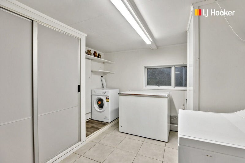 16 Slant Street, Careys Bay, Dunedin - Carousel 21