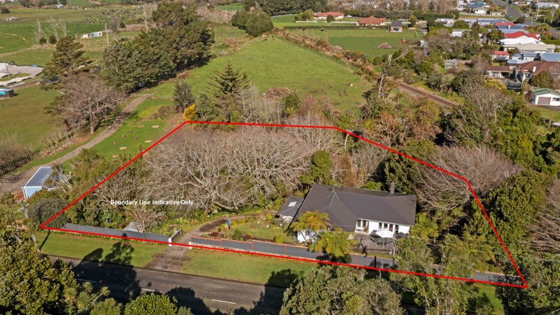 1 High Road, Hawera - Carousel 2