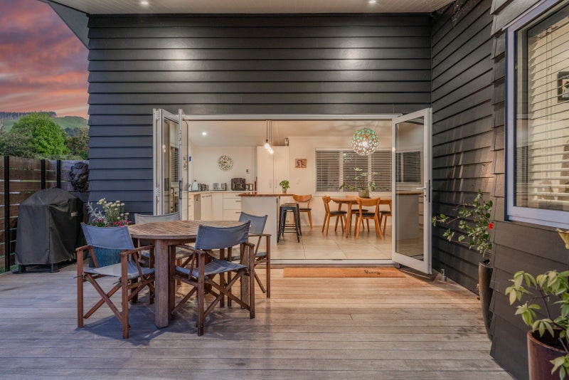 1 Seagers Close, Taupo - Carousel 30