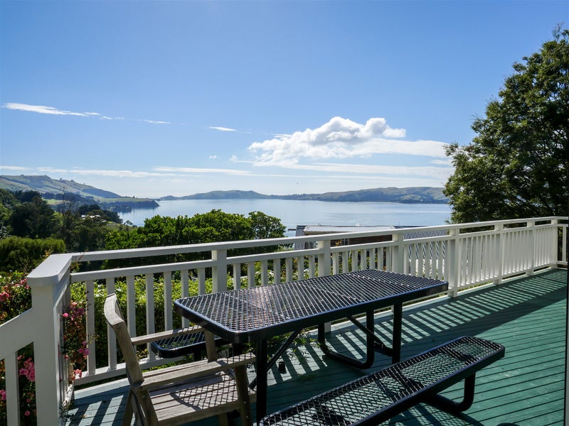 16 Henry Street, Careys Bay, Dunedin - Carousel 1