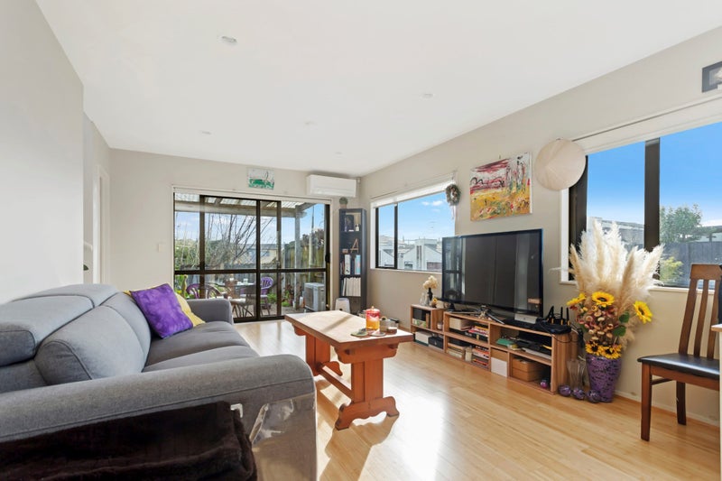 23 Spalding Rise, Golflands, Auckland - Carousel 2