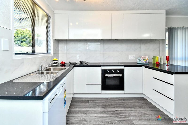 1/7 Mon Desir Place, Manurewa, Auckland - Carousel 2