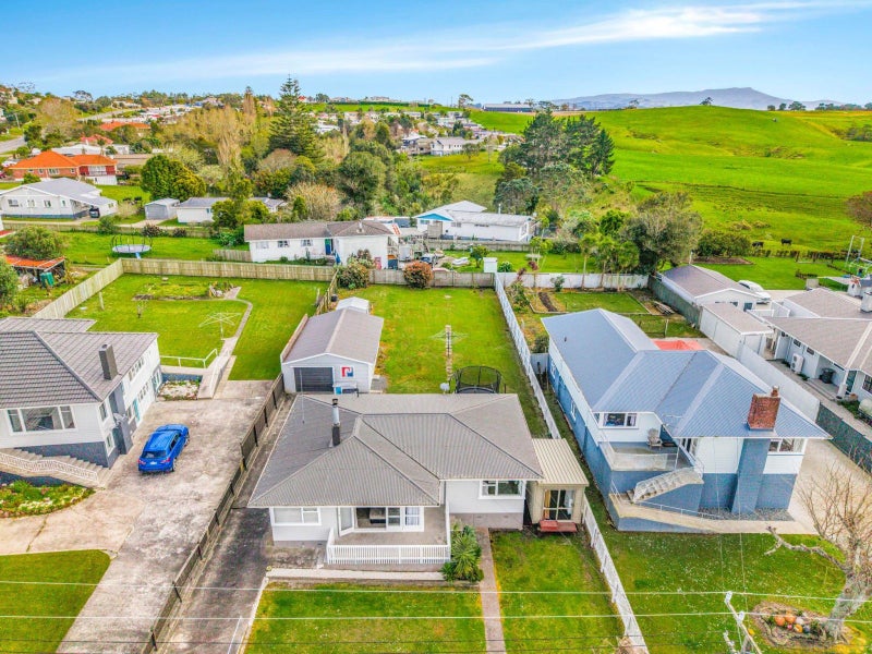 10 Montgomery Avenue, Dargaville - Carousel 2
