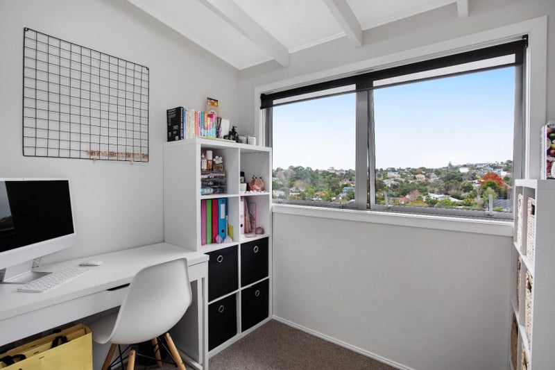 2/11 Limmer Place, Browns Bay, Auckland - Carousel 29