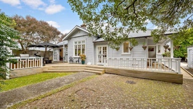 1 Patterson Street, Sandringham, Auckland - Carousel 1
