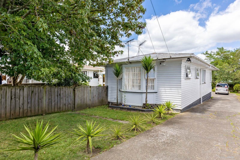 15 Hyde Street, Manurewa East, Auckland - Carousel 2