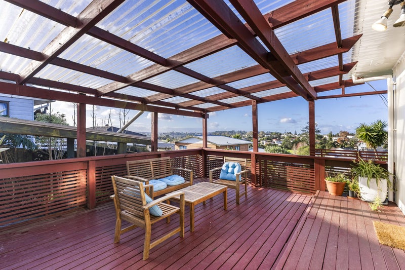 211 Glengarry Road, Glen Eden, Auckland - Carousel 2