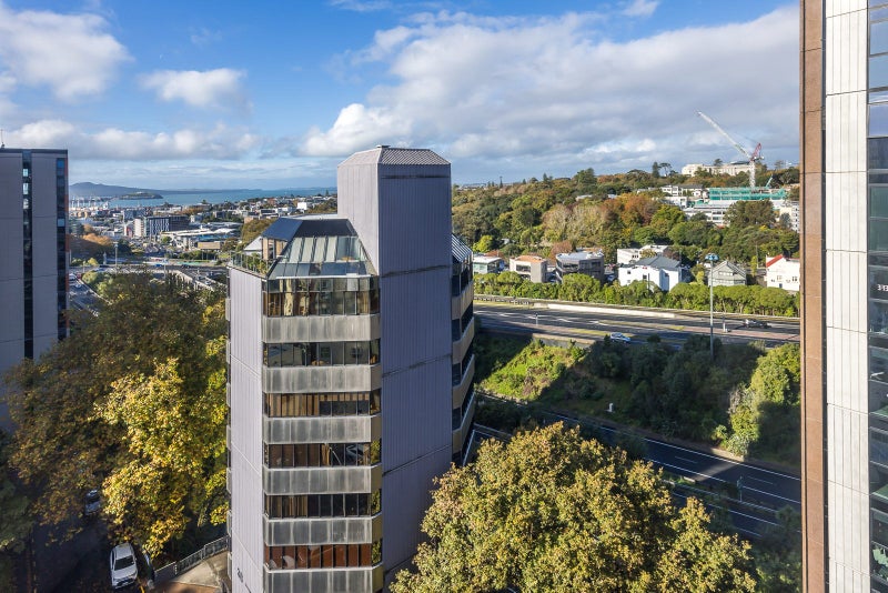 13H/15 Whitaker Place, Grafton, Auckland - Carousel 8