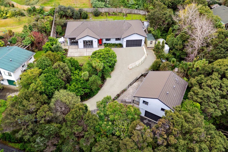 12C Wicklam Lane, Greenhithe, Auckland - Carousel 1