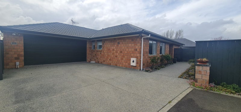 5 Manhattan Court, Paraparaumu Beach, Paraparaumu - Carousel 21
