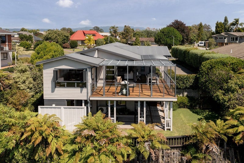 46 Links View Drive, Omokoroa - Carousel 1