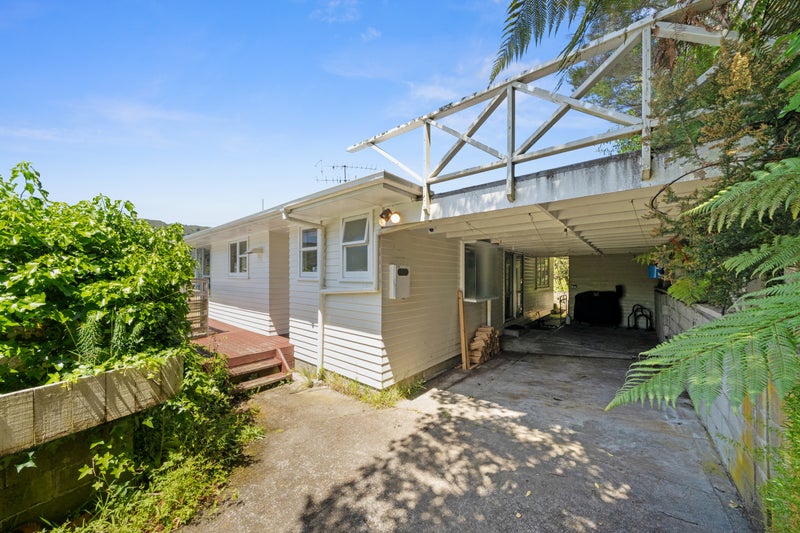65 Bird Grove, Stokes Valley, Lower Hutt - Carousel 16