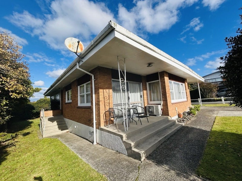 14 Cheops Street, Pomare, Rotorua - Carousel 1