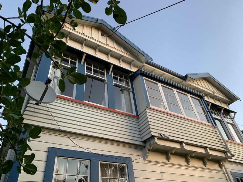 25 Sutherland Crescent, Melrose, Wellington - Carousel 1