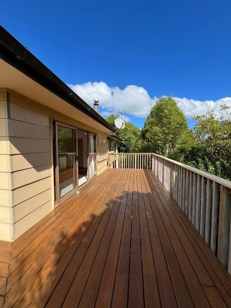 42 Coroglen Avenue, Birkenhead, Auckland - Carousel 2