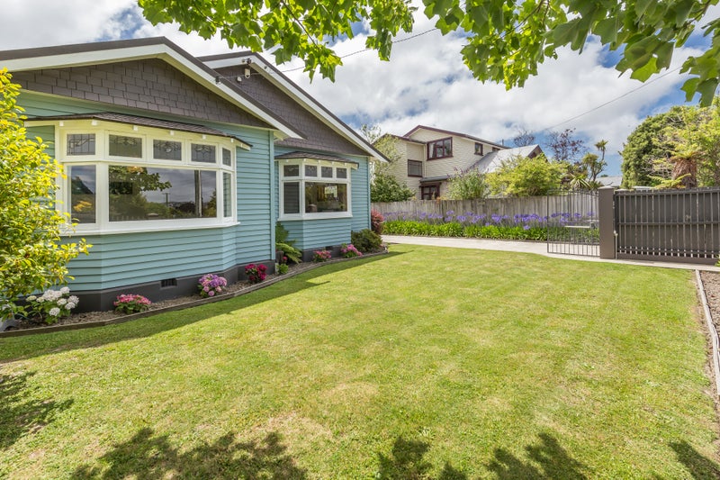 97 Somerfield Street, Somerfield, Christchurch - Carousel 1