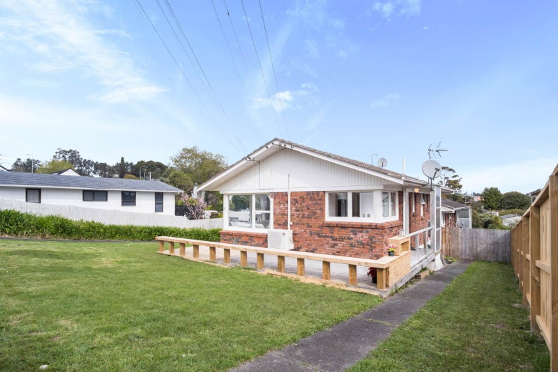 1/8 Manuka Road, Glenfield, Auckland - Carousel 2