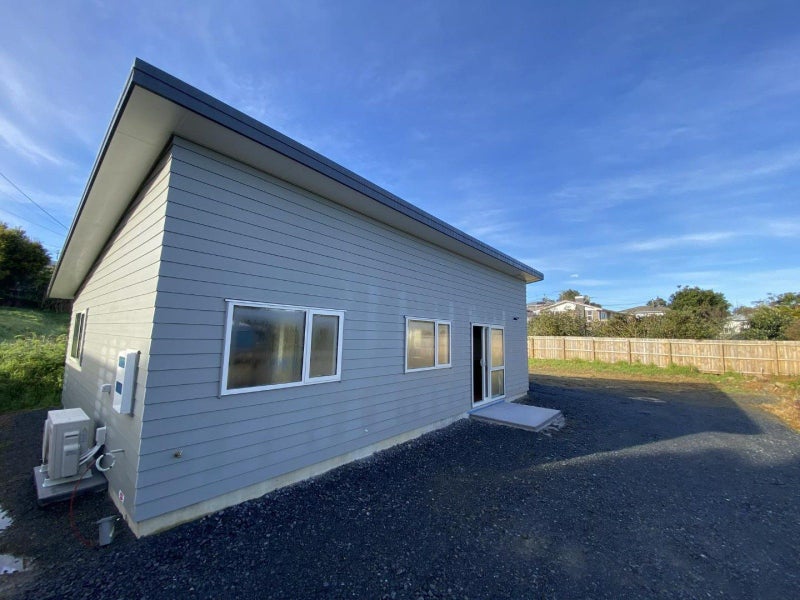 8 Collingwood Street, Raumanga, Whangarei - Carousel 1