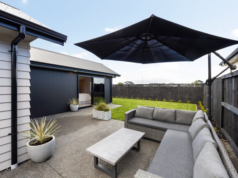 13 Lulu Avenue, Chartwell, Hamilton - Carousel 2