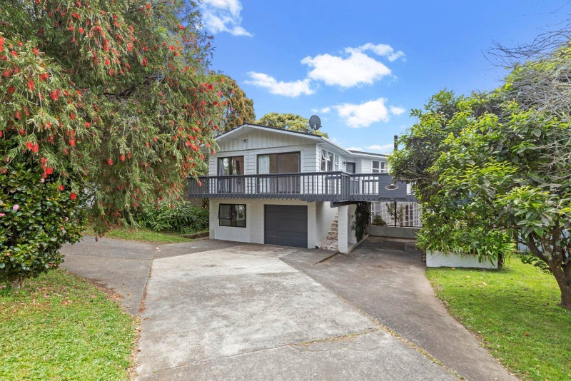 28 Angelo Avenue, Howick, Auckland - Carousel 1