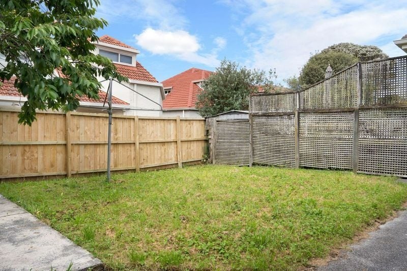 5/37 Tawera Road, Greenlane, Auckland - Carousel 15