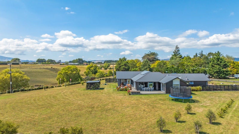 541 Stoney Creek Road, Kelvin Grove, Palmerston North - Carousel 31