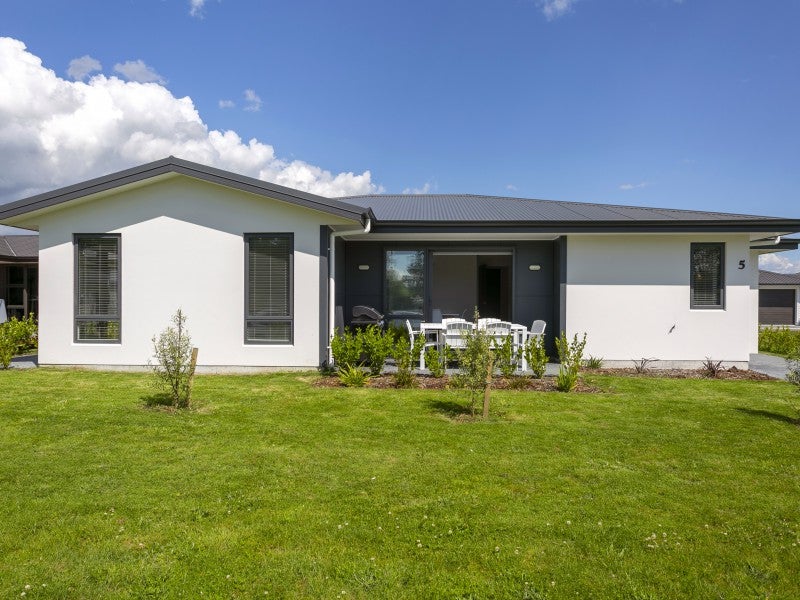5 Bastille Court, Rangatira Park, Taupo - Carousel 1