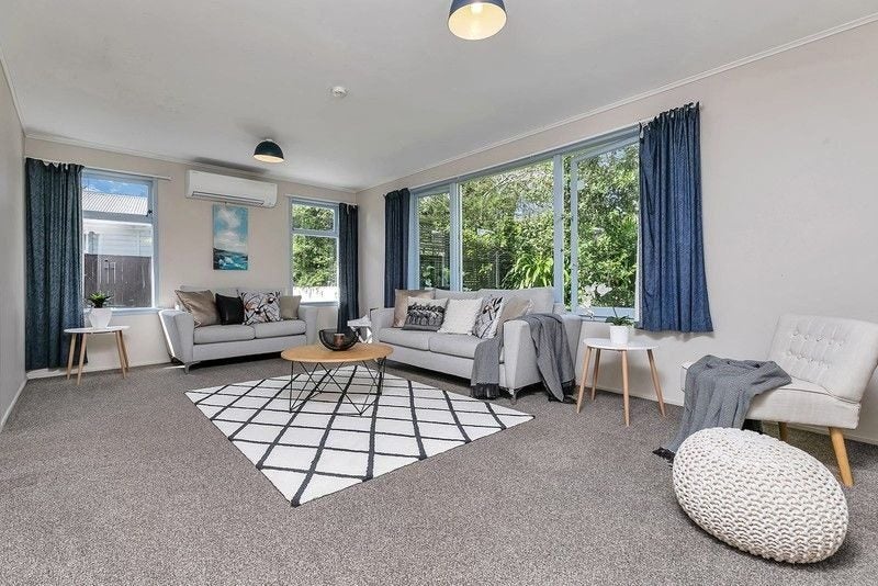 1/25 Peach Road, Glenfield, Auckland - Carousel 2
