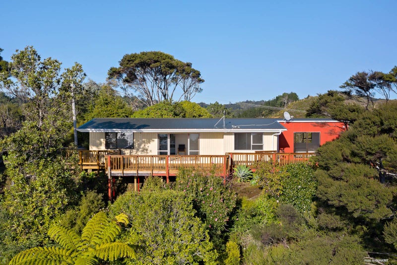 58B Wattle Bay Road, Manukau Heads, Awhitu - Carousel 1