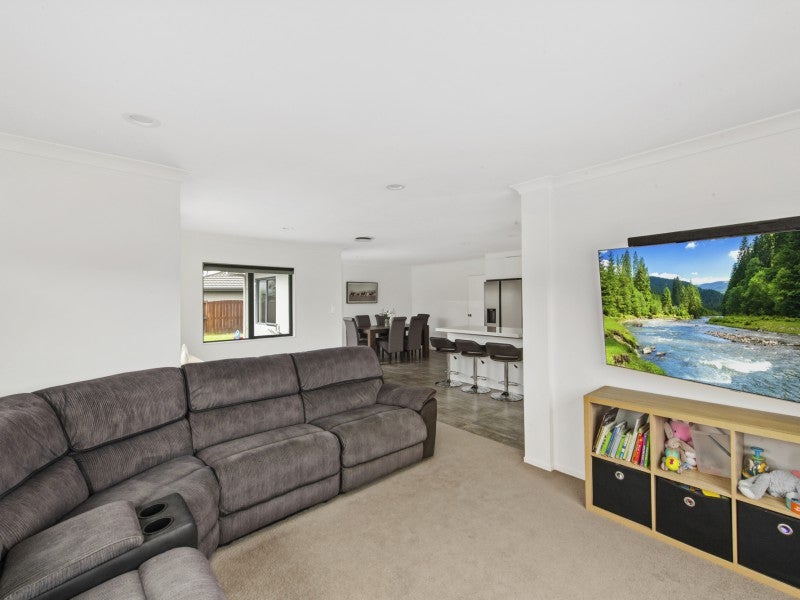 14 Lisa Place, Brookfield, Tauranga - Carousel 16