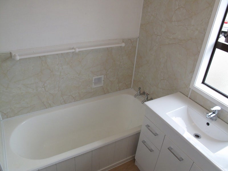 200 Parkhurst Road, Parakai, Helensville - Carousel 14