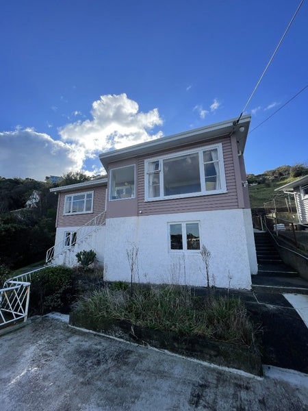 157 Maupuia Road, Miramar, Wellington - Carousel 1