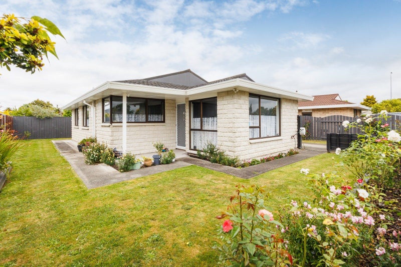 17 Thomson Street, West End, Palmerston North - Carousel 1