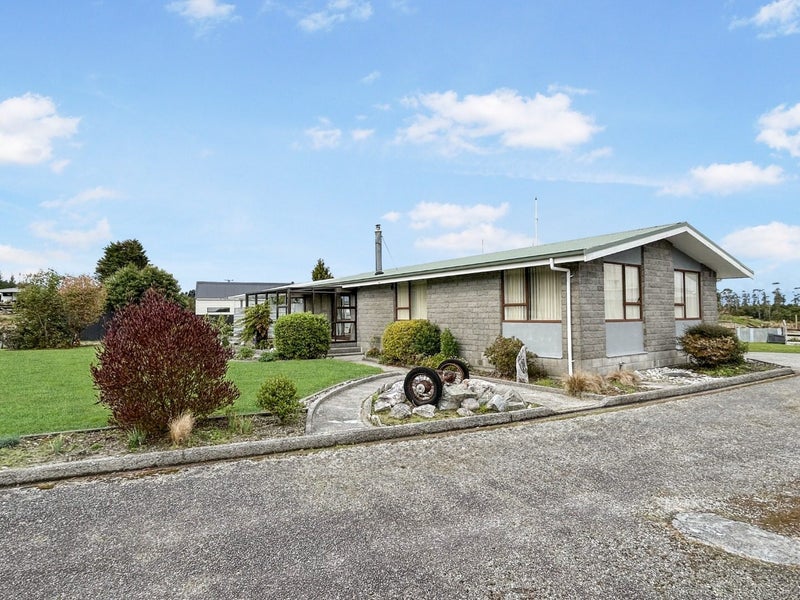 18 Lake Kaniere Road, Blue Spur, Hokitika - Carousel 1