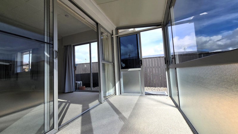 2/29 Clouston Park Road, Clouston Park, Upper Hutt - Carousel 2