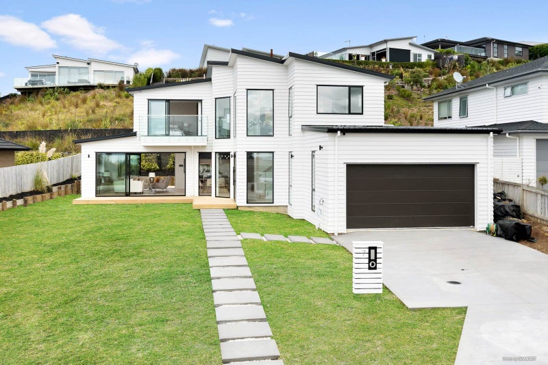 7 Ruth Craig Place, Stanmore Bay, Whangaparaoa - Carousel 1