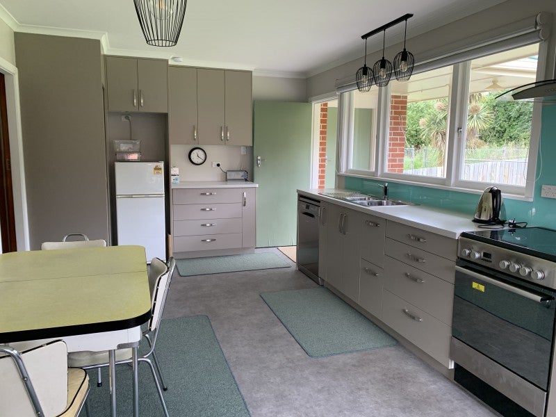 80 Peel Street, Geraldine - Carousel 2