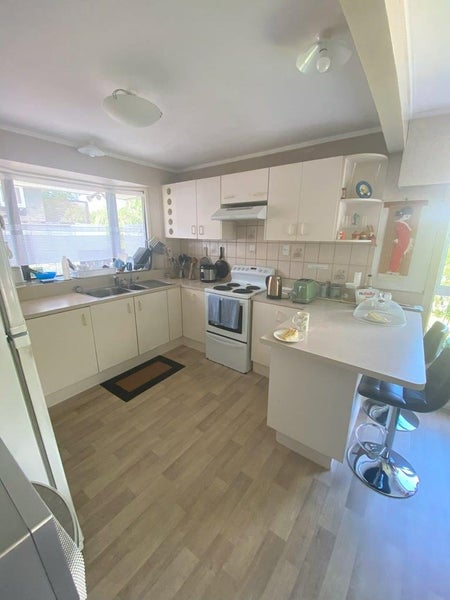 12 Kingsway Crescent, Forest Lake, Hamilton - Carousel 2